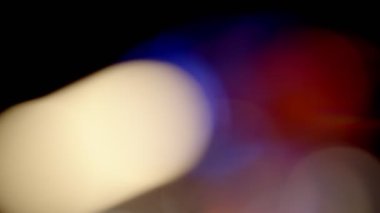 Projeler için ışık sızıntısı 4K görüntü, optik parlaklık lensi bokeh geçiş arkaplanı örtüyor