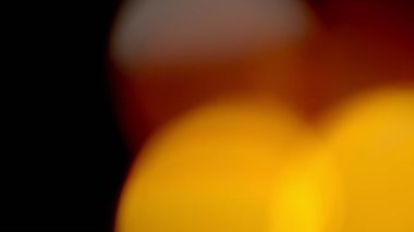 Işık sızıntısı 4K görüntü, mercek parıltısı bokeh örtüleri, alev arka planı, Flash ışınları etkisi