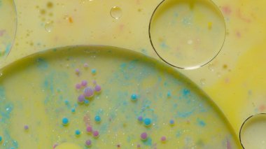 Parlak neon renkli kabarcıklar yağ ve mürekkep, akrilik boya yakın plan, duvar kağıdı arka plan