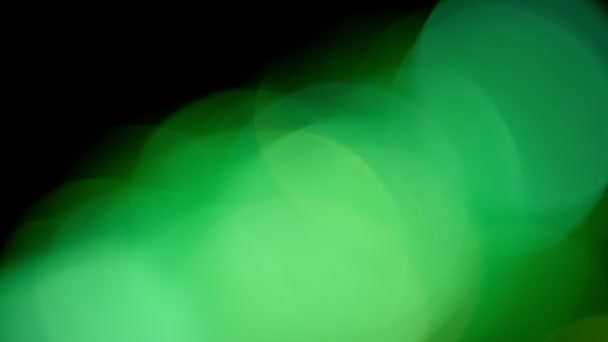 Işık sızıntısı 4K görüntüler, mercek parıltısı bokeh örtüleri, sönmüş flaş ışını alev arka planı — Stok video