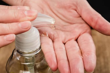 El yıkama deterjanı sabunu. Dezenfektan jeli.