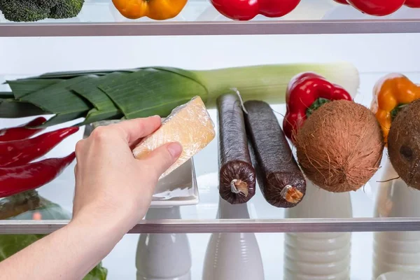 Buzdolabı dondurulmuş yemek doğası, sağlıklı yeme soğutma..