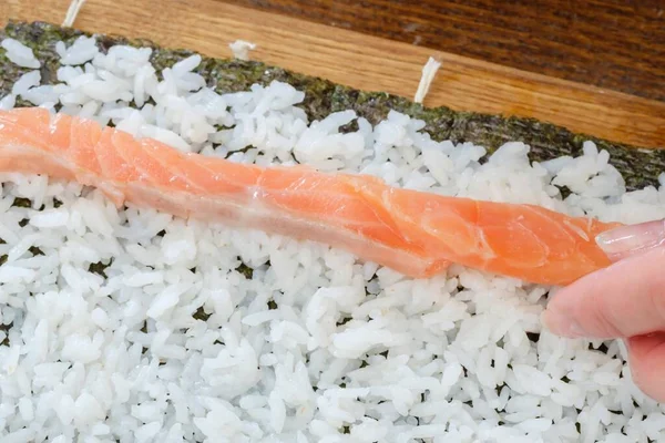 Sushi Roll Owoce Morza Ryż Ryba Smaczny Obiad — Zdjęcie stockowe