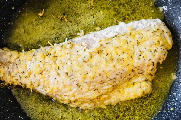 Kızarmış balık fileto. akşam yemeği