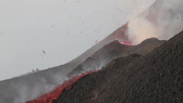 Flujo de lava — Vídeos de Stock