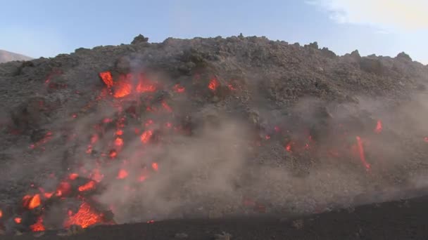 Erupción del volcán — Vídeo de stock