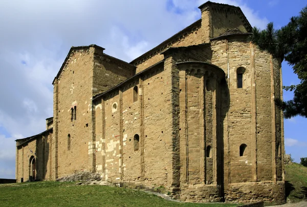 San Leo, Italy - September 2014:The main church of San Leo — Stock Photo, Image