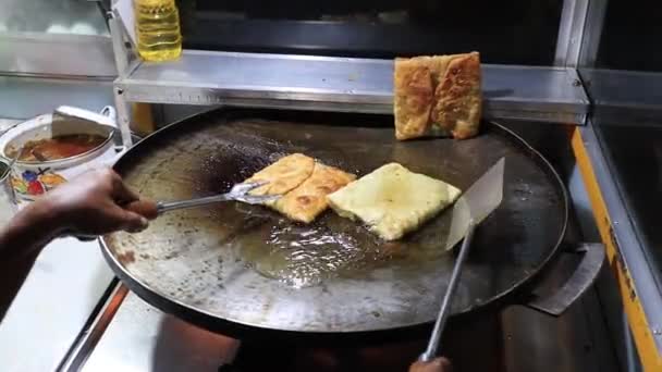 Martabak Telur Popular Street Food Indonesia Huevo Cebolla Primavera Envuelto — Vídeo de stock