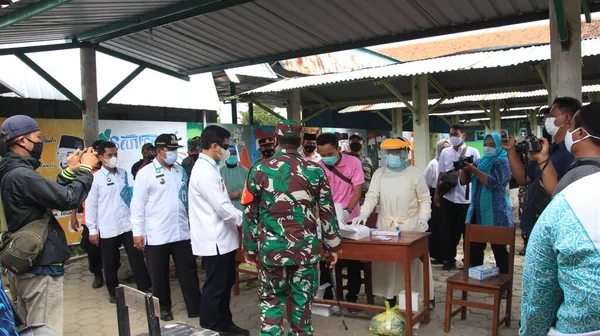 Tes Penyeka Antigen Masal Untuk Siswa Madrasah Pekalongan Indonesia Juni — Stok Foto