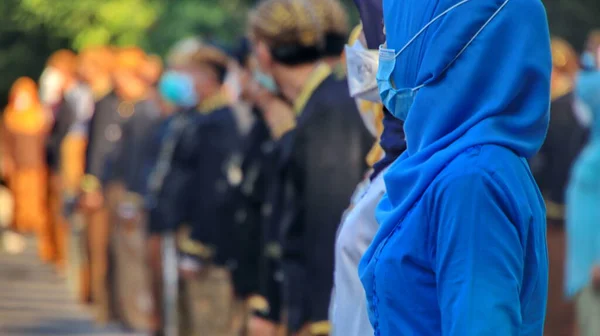 Invånare Som Håller Ceremoni Traditionella Kläder Och Masker Augusti 2021 — Stockfoto