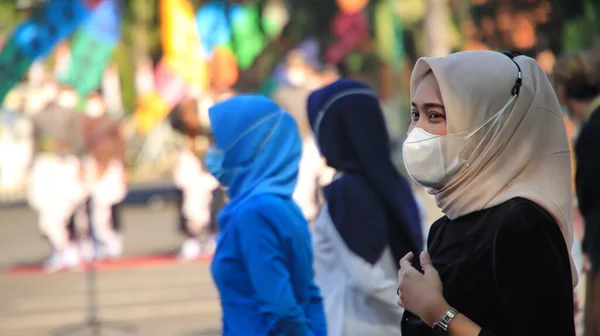 Bewoners Houden Een Ceremonie Traditionele Kleding Maskers Augustus 2021 — Stockfoto