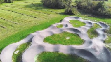 Sarsıntılı pompa izi bmx bisiklet devresi Domzale hava devresi