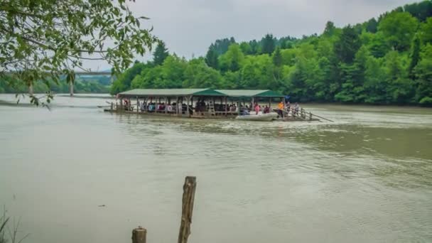 Turisztikai Piknik Hajó Vitorlák Dráva Folyó Muta Szlovénia Slow — Stock videók