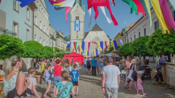 Tourists Walk Street Medieval Traditional Craft Market Slowmo — Stock Video