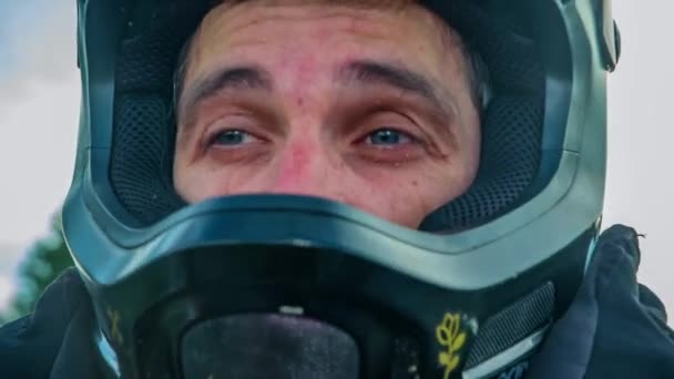 Extreme Close Professional Mountain Biker Taking Out His Helmet His — Stock Video