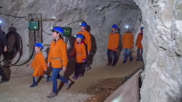 Ausbildungszeit Der Bergarbeiter Mezica Slowenien — Stockvideo