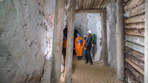 Guide Aide Information Sur Patrimoine Culturel Historique Mine Plomb Zinc — Video