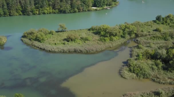 Mythische Eilanden Van Het Dravograd Meer Slovenië — Stockvideo