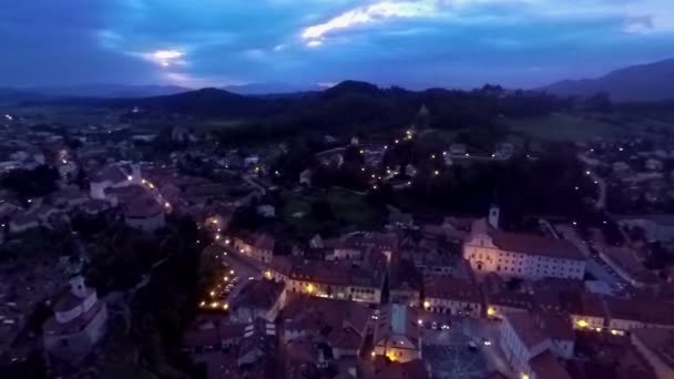 Night view of the city centre — Stok video