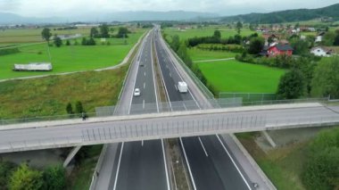 bir Pazar öğleden sonra yavaş trafik