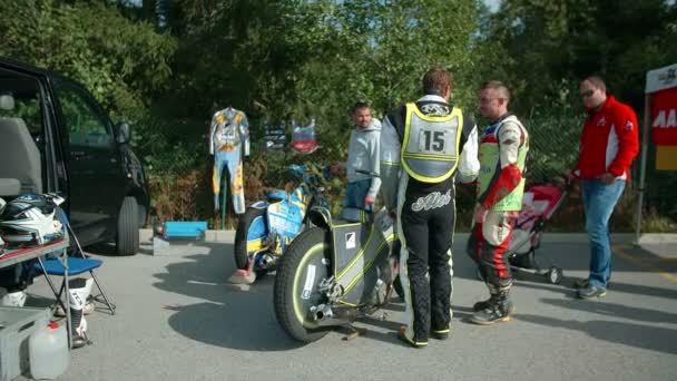 Motocicletas en competiciones deportivas — Vídeo de stock