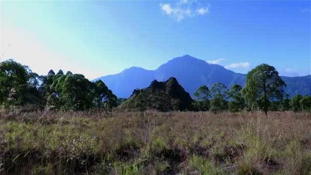 Pohled přes mount Agung na Bali — Stock video