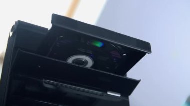 kişi Pc Cd/Dvd tepsisinin diski değiştirme