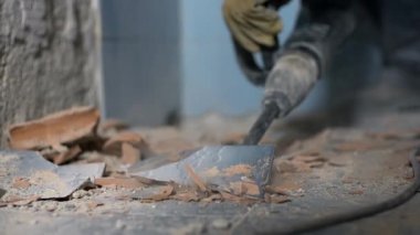 Eski banyo tadilatı, ilk aşamada