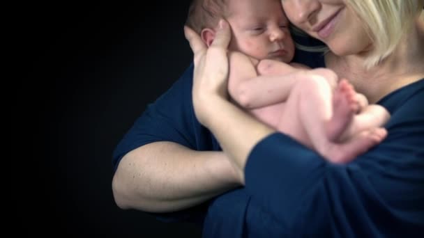 Mother holding   baby — Stock Video