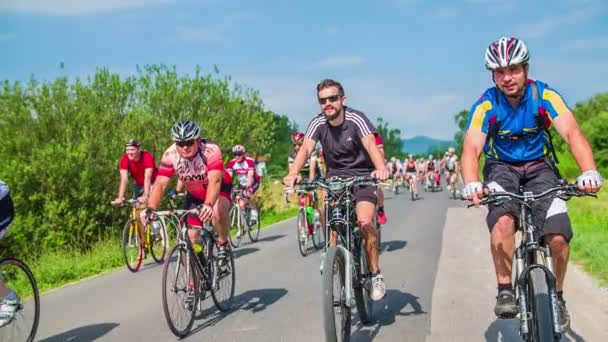 Bicycle marathon competition around Vrhnika — Stock Video