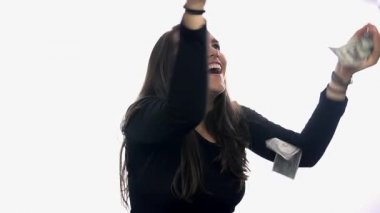 kadın para yakalama