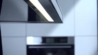 Buhar havalandırma birimi aracılığıyla sucked