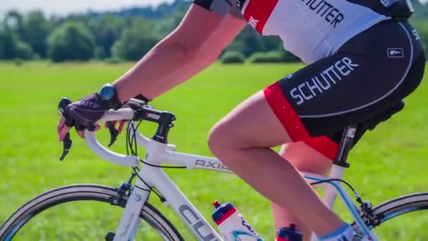 Cykel marathon konkurrensen runt Vrhnika — Stockvideo