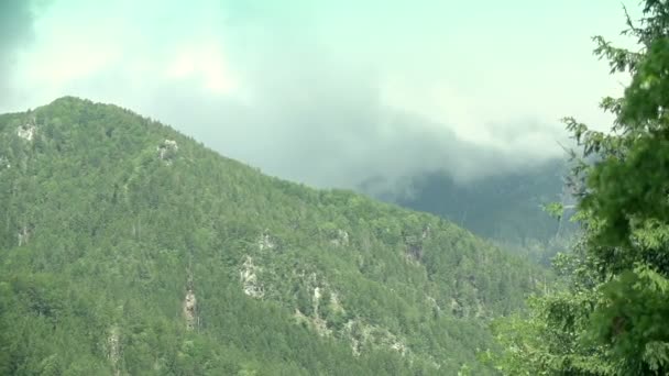 Ambiente montanhoso no dia de outono — Vídeo de Stock