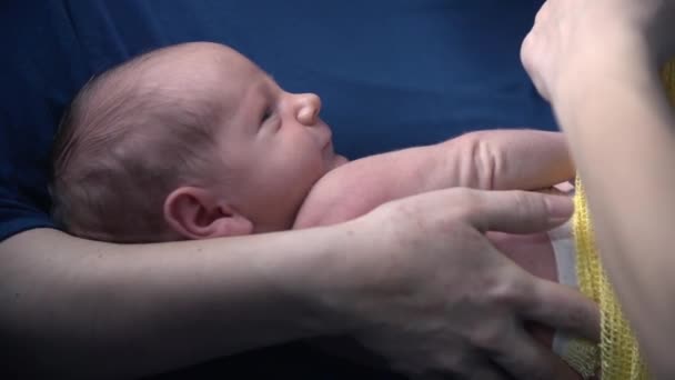 Mother holding Baby — Stock Video