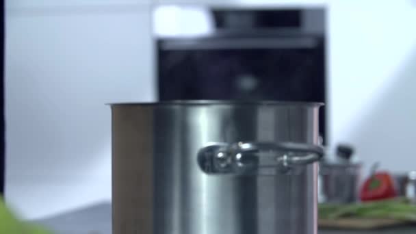 vapeur sortant du pot 