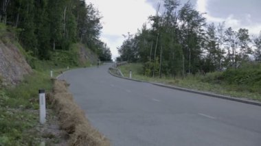 Yolda Professional uzun yatılı