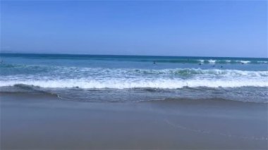 güneşli bir plaj Bali