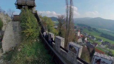 Ortaçağ kalesinin güzel manzarası