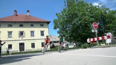 Bisikletçiler Slovenya'da yarışmalara katıldı