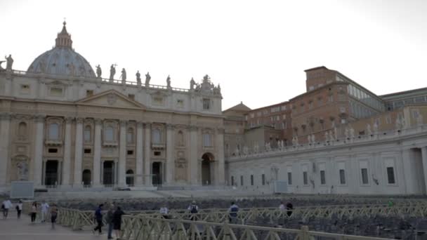 Εκδήλωση στη Βασιλική του Αγίου Πέτρου στην πόλη του Βατικανού — Αρχείο Βίντεο
