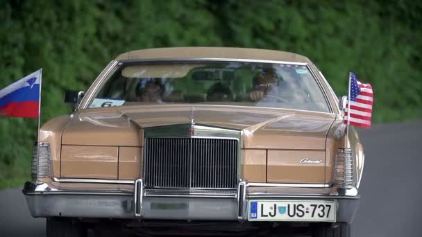 American classic cadillac driving — Stockvideo