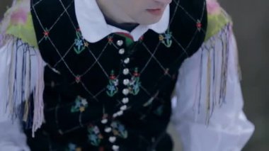 genç müzisyen temizlik ön cam