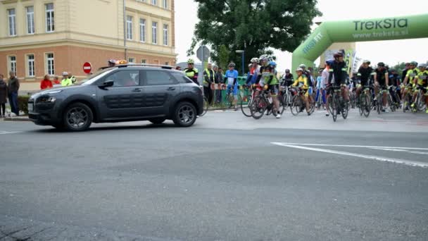 Спочатку перетворити в марафон Велоспорт — стокове відео