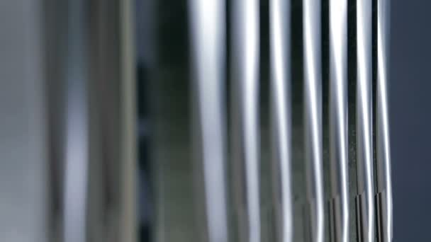 Les gros tubes se tortillent un peu 