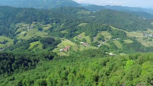 Schöne Berglandschaft — Stockvideo