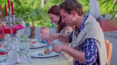 Kesme tavuk babadır