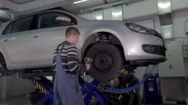 Lastikleri kontrol vulcaniser