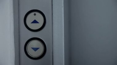 Genç itme düğmesini 