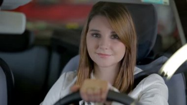 geri sürüş kadın